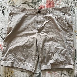 Michael Kors Khaki shorts. Size 36